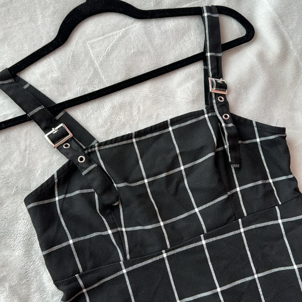 HOT TOPIC Black Checkered Buckle Strap Dress - Picture 2 of 6